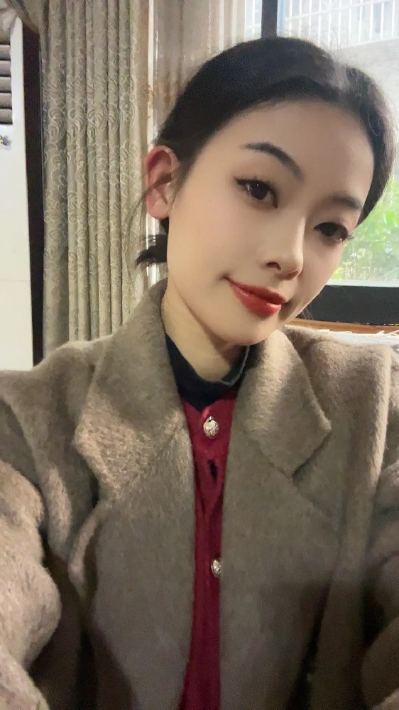 L159 照片314张 视频210个 中国女 少妇 小姐姐 真实 视频多