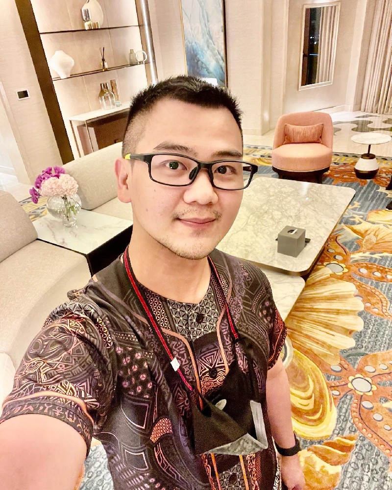 D127 照片3789张 视频292个 菲律宾 同性恋 gay 生活日常 旅游 美食 健身 朋友合照 自拍多 居家性感照 视频友自拍 曝光度低