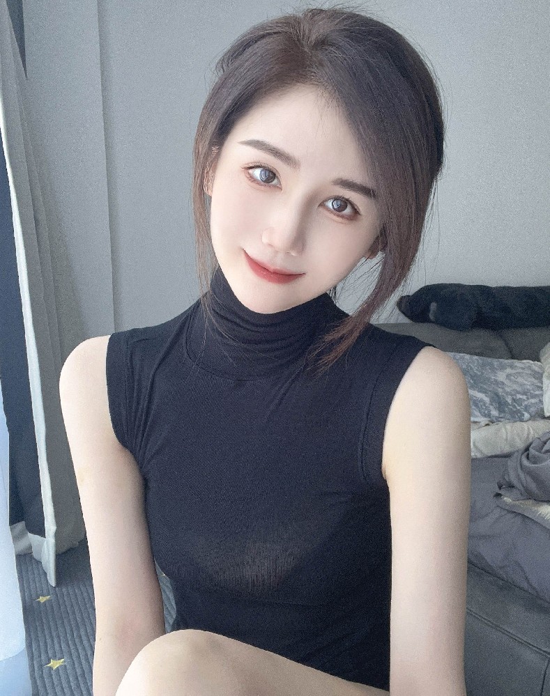 10UB11 照片2729张 视频84个 中国女 成熟性感少妇 宝妈 生活日常 旅游 带娃 丝袜 居家性感照 生活素材丰富 视频有自拍 视频包含实况Live